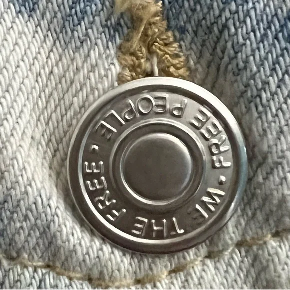 Free People White and Blue Tones Tie Dye Denim Jacket Size Small - Picture 6 of 16